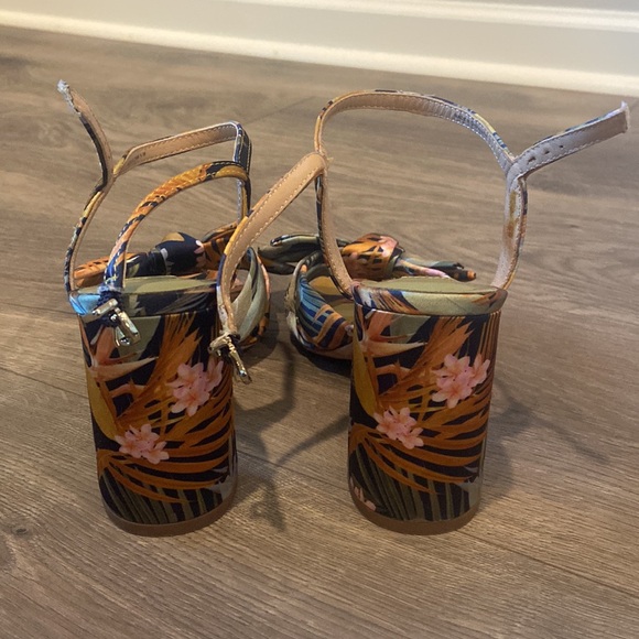 ANTONIO MELANI heels - Picture 2 of 6